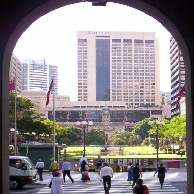 Central-Station-and-Anzac-Square-from-Brisbane-GPO (1)